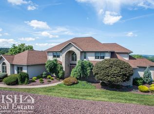 1209 Crestfield Dr, Williamsport, PA 17701