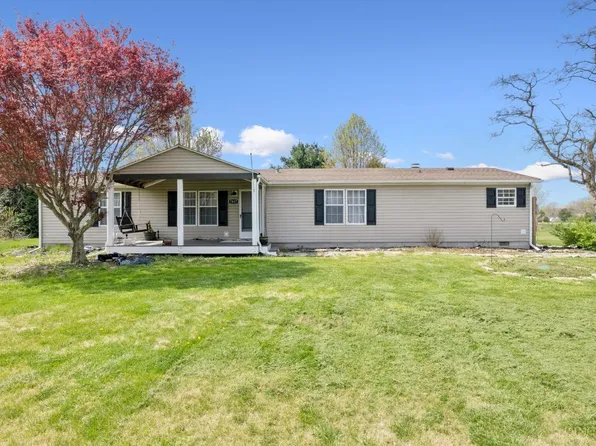 7817 Gardner Rd, Georgetown, OH 45121