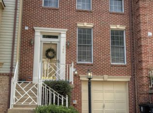 704 Streamside Dr, Bowie, MD 20721