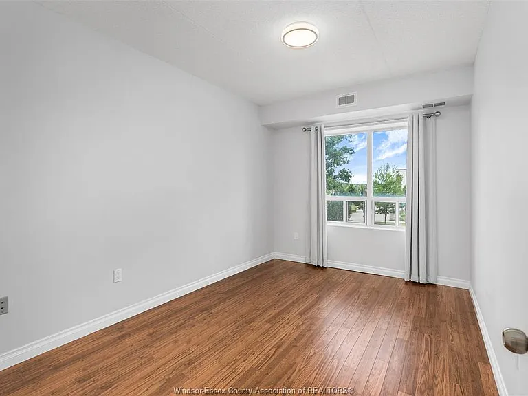 1885 Normandy St #305 — Photo 19