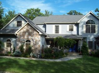 123 Senate Rd, Milford, PA 18337