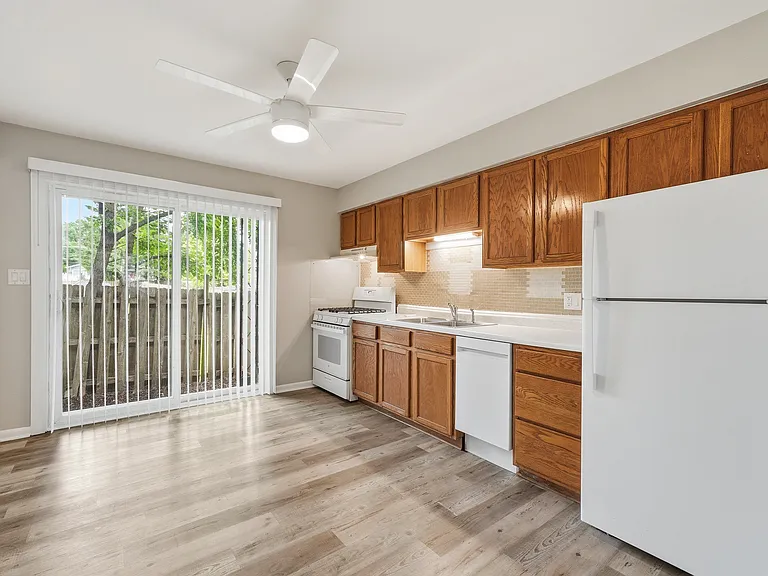 431 Filweber Ct #2 — Photo 1