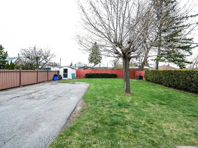 224 College Ave #MAIN FLLOOR — Photo 17