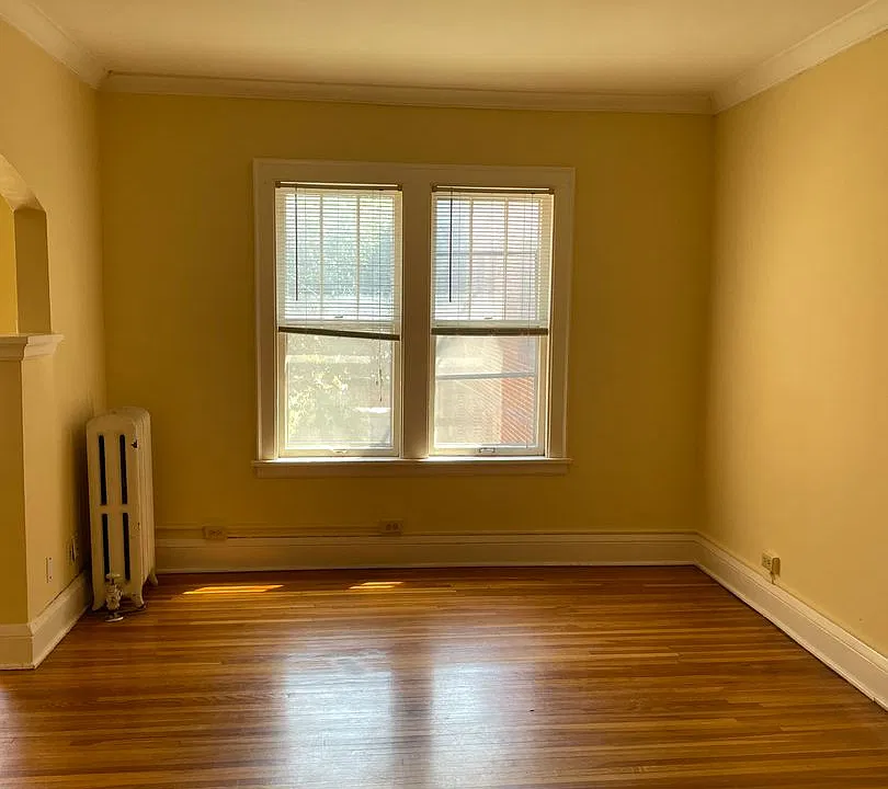 Twin Court Apartments