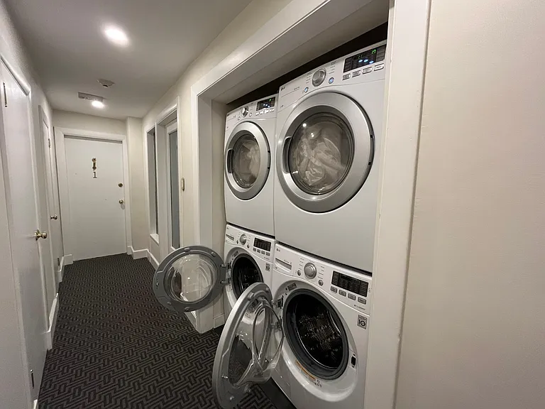 Common laundry