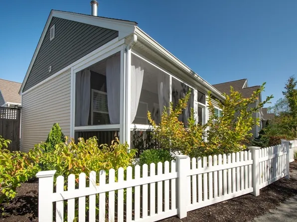 28 Hatherly Rise #28, Plymouth, MA 02360