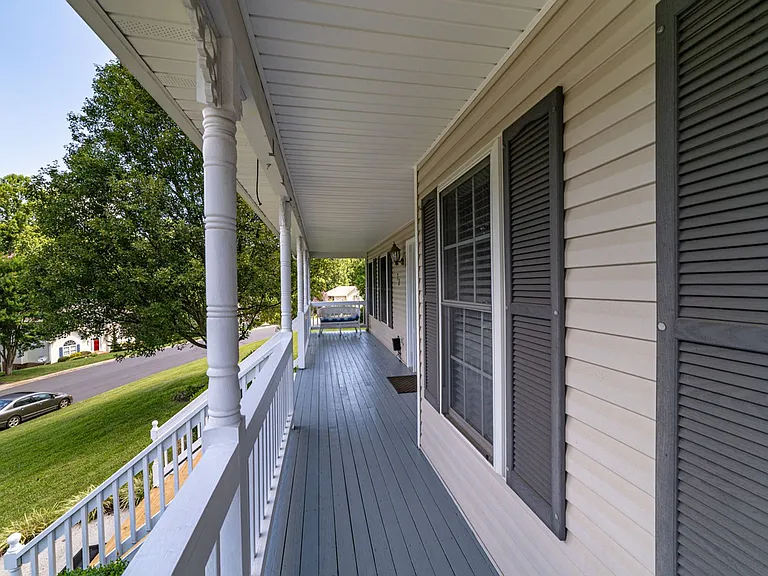 72 Viking Dr — Photo 14