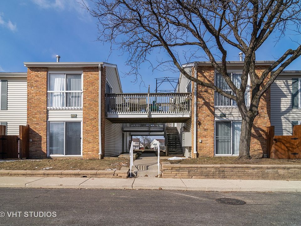 1st image of 1870 Huntington Blvd APT B