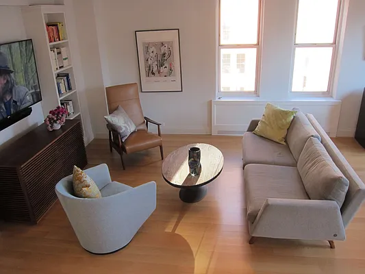 Rented by Helesa Lahey, LREB | media 8