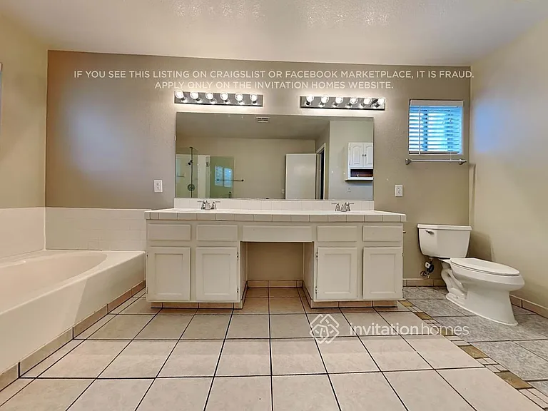 4704 White Dawn St — Photo 15