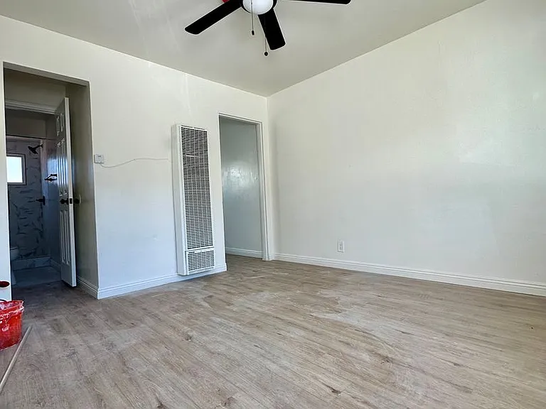 818 Cedar St — Photo 2