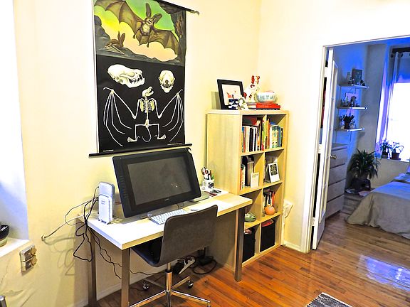 5th image of 233 E 77th St #1
