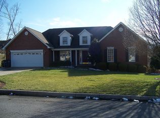 2633 Halifax Dr, Kingsport, TN 37660