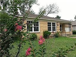 1st image of 1913 Williams Dr
