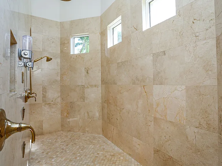 823 Cassena Rd — Photo 54