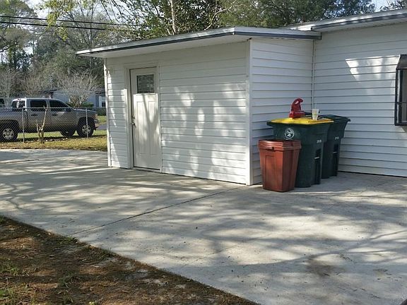 Side of House and driveway
