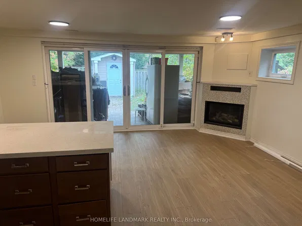 91 Cameron Ave, Toronto, ON M2N 1E3