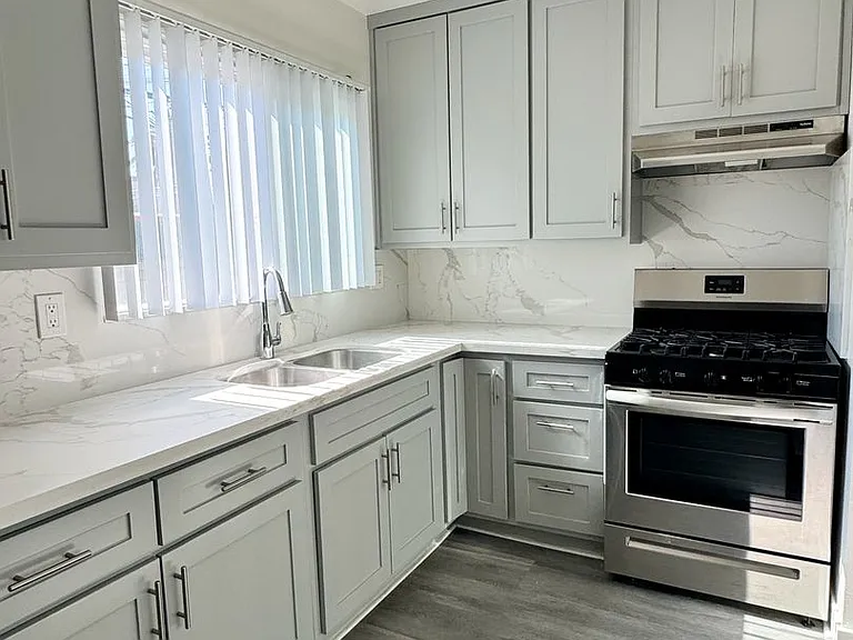 225 Belmont Ave — Photo 5