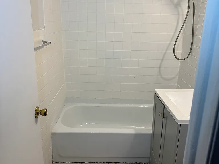 1018 Madison St #1A — Photo 6