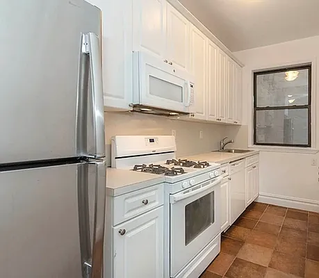 Rented by Rita S Citrin, LREB | media 17