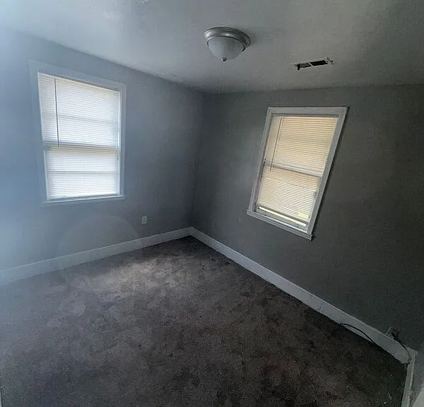16A Dixie Dr — Photo 3