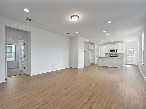 4th image of 12311 Zenyatta Dr