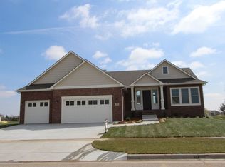 3202 N Covington St, Wichita, KS 67205