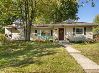 1027 Waltham Ave SE, Grand Rapids, MI 49546