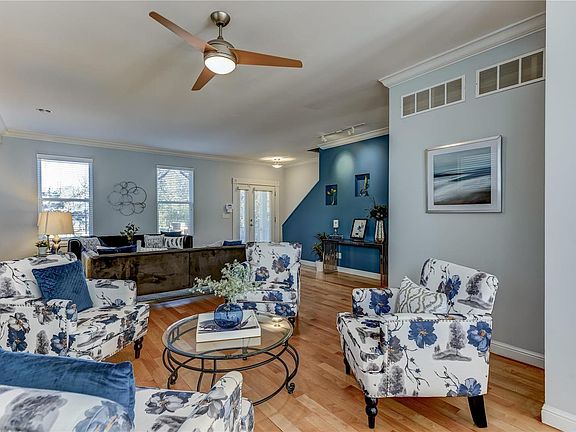 4th image of 503 W Kingsbury Sq