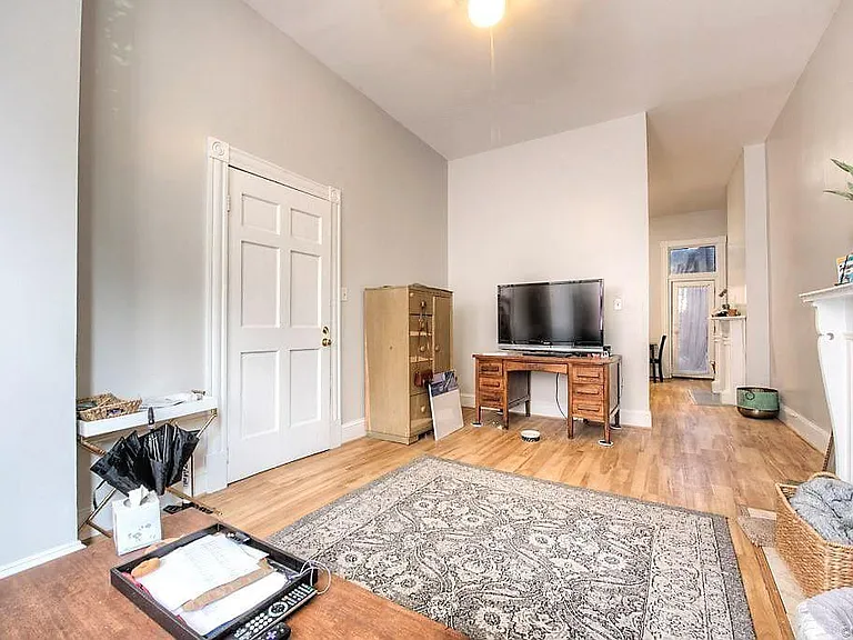 1306 Floyd Ave #1 — Photo 3