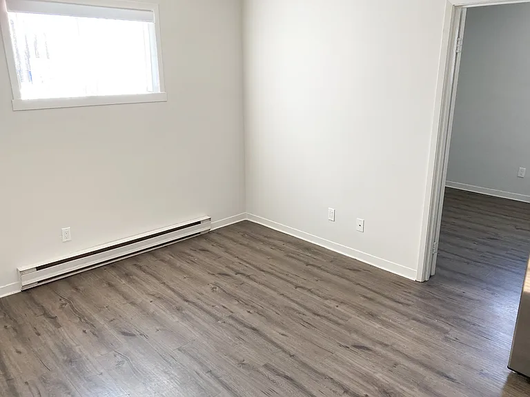 81 N Murray St — Photo 5