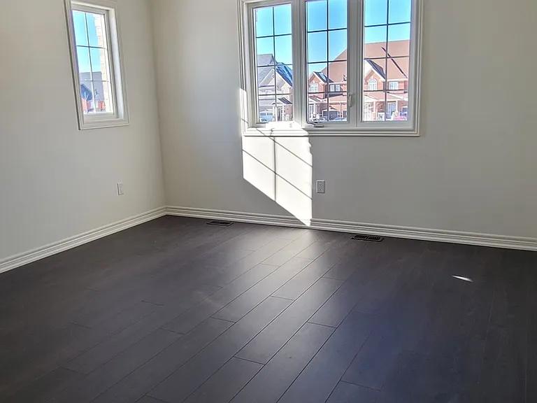 75 Kenesky Dr — Photo 18