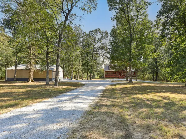 1556 E 464th Road, Bolivar, MO 65613