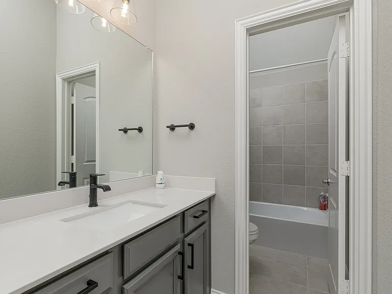 1941 Cheyenne Dr #11 — Photo 32