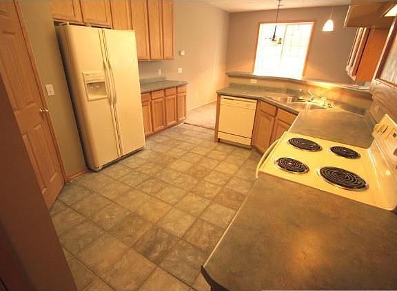 4th image of 2365 119th Ln NE