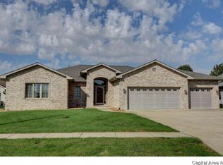 7617 Wentworth Dr, Springfield, IL 62711