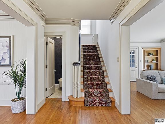 5th image of 119 S 51st Ave