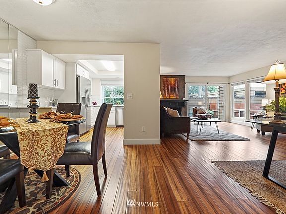 3rd image of 11416 NE 128th Street #72