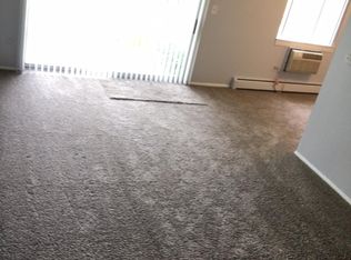 920 Ridge Sq, Elk Grove Village, IL 60007