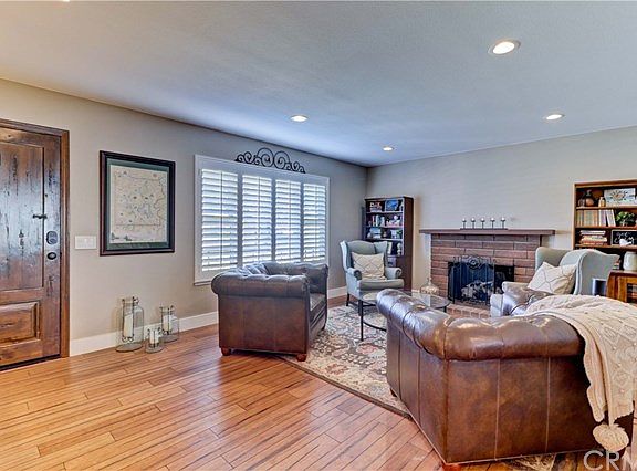 5th image of 6881 Mesada St
