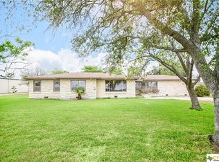 106 Marshall Rd, Port Lavaca, TX 77979