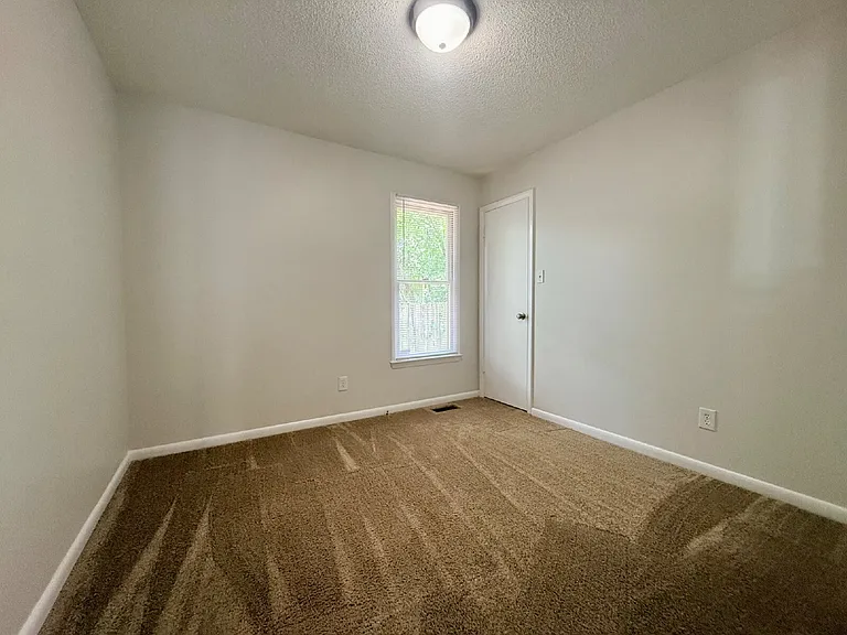 6868 Candlewood Dr — Photo 12