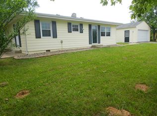 7306 W Us Highway 150, Fredericksburg, IN 47120