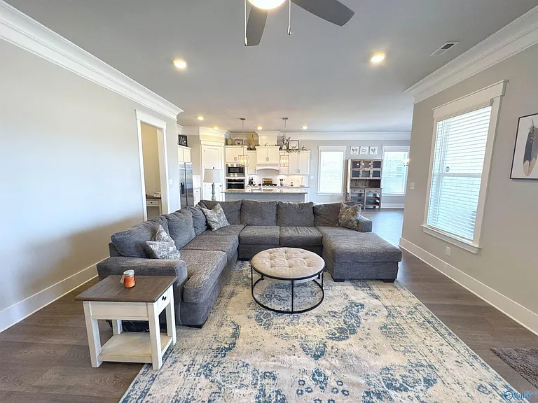 401 Peach Orchard Ln — Photo 17