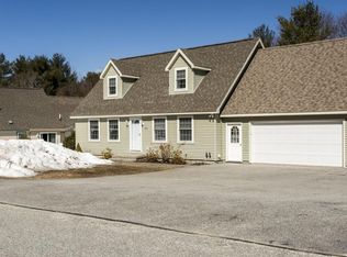 40 Clubhouse Ln #1, Auburn, ME 04210