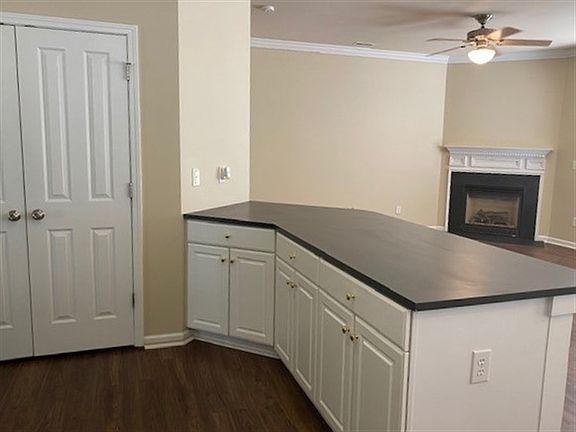 5th image of 116 E Fenway Ave