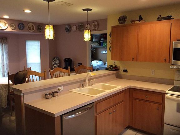 5th image of 750 Lake Agnes Dr