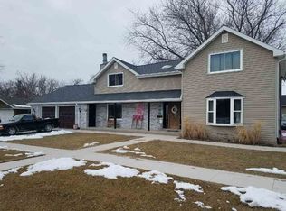 200 5th St SE, New York, IA 50644