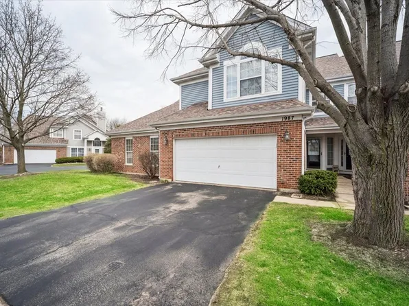 1987 Silver Lake Rd, Arlington Heights, IL 60004