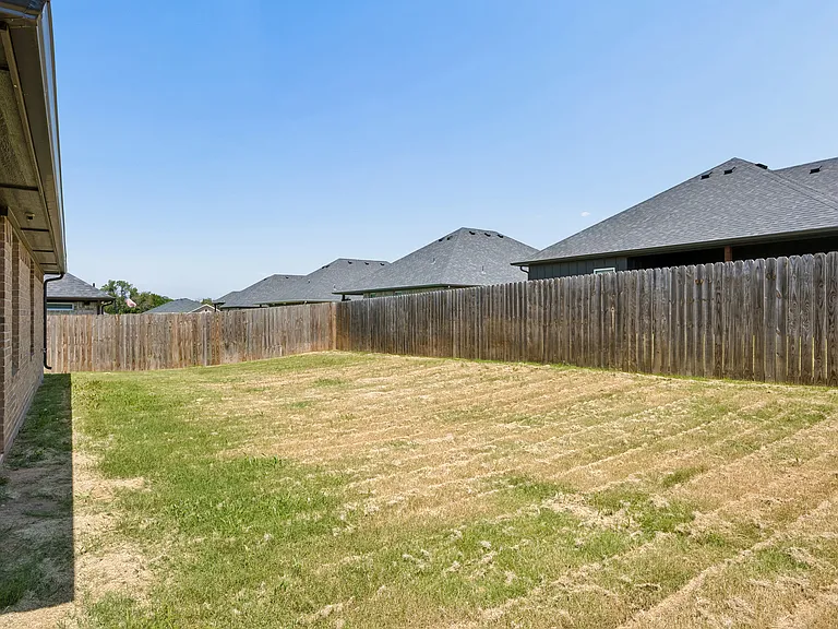 2907 Tulip Dr — Photo 25